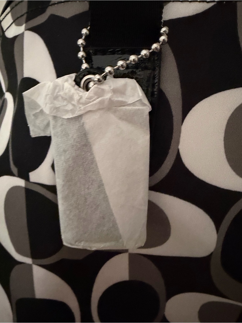 Coach Black, White & Gray Signature Pattern Tote with detachable makeup case! - Picture 7 of 13